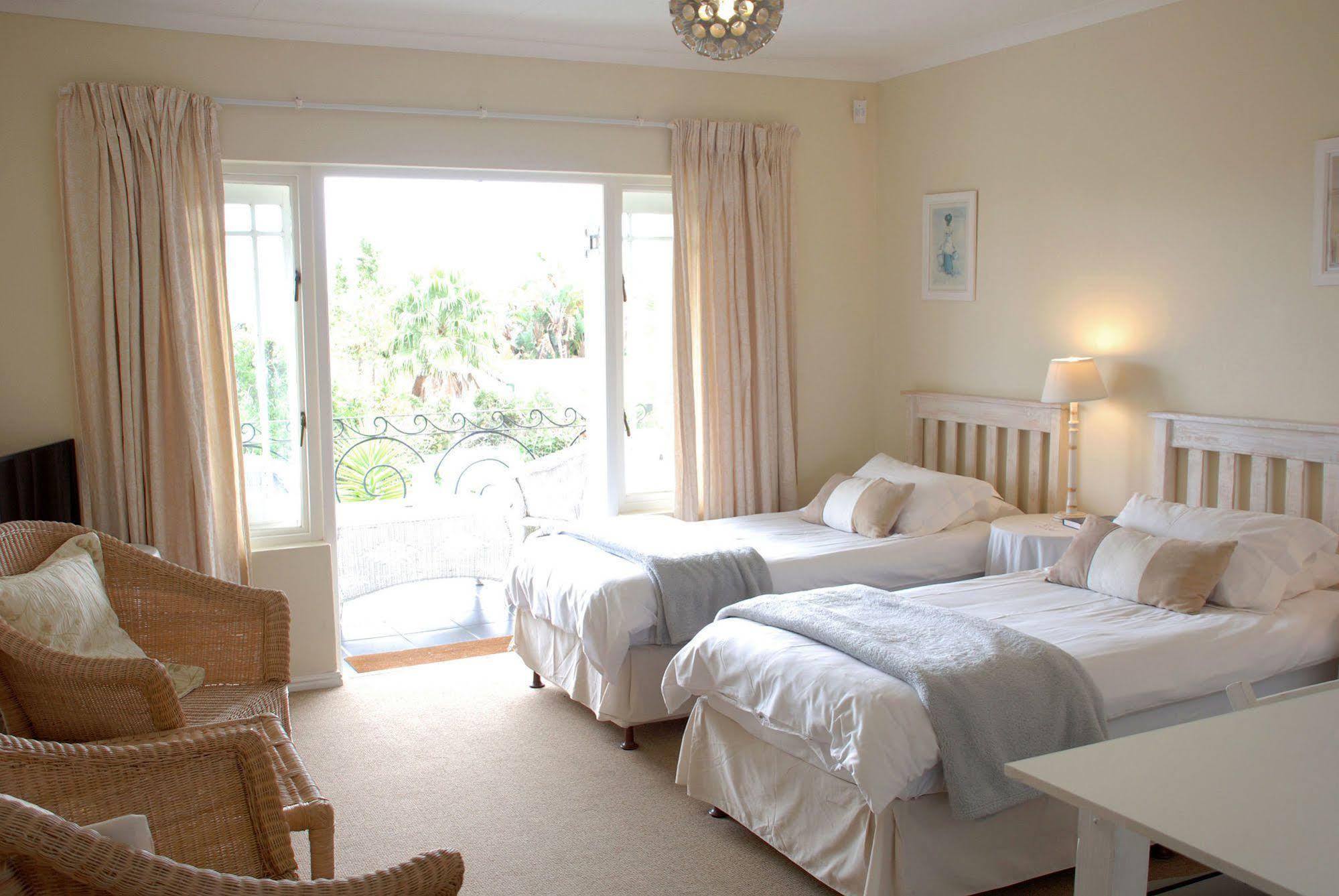 Mandalay Guest House Plettenberg Bay Bagian luar foto