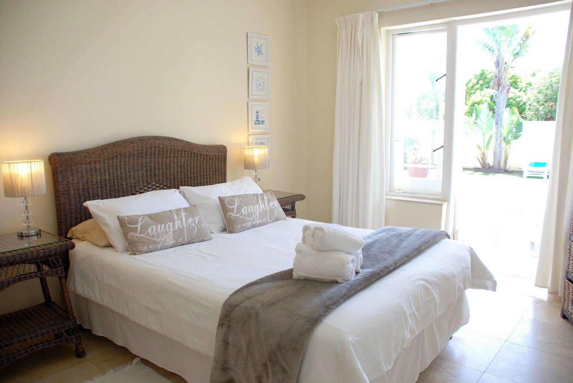 Mandalay Guest House Plettenberg Bay Bagian luar foto