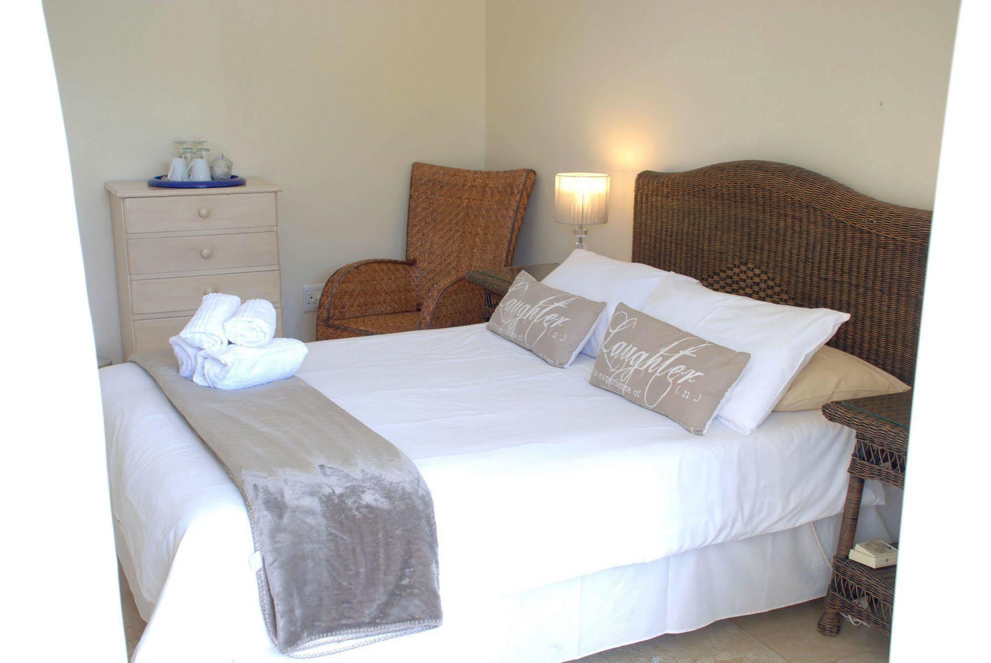 Mandalay Guest House Plettenberg Bay Bagian luar foto