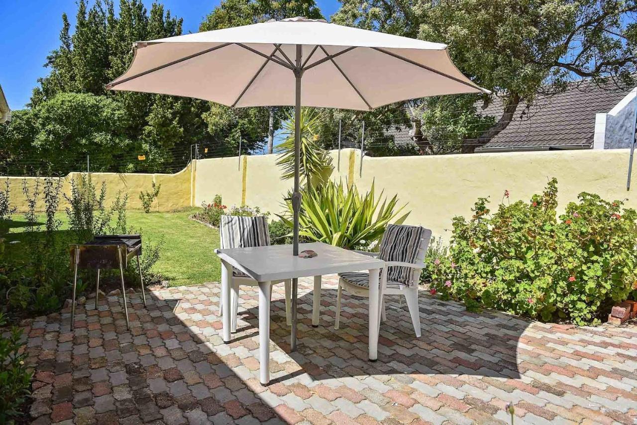 Mandalay Guest House Plettenberg Bay Bagian luar foto