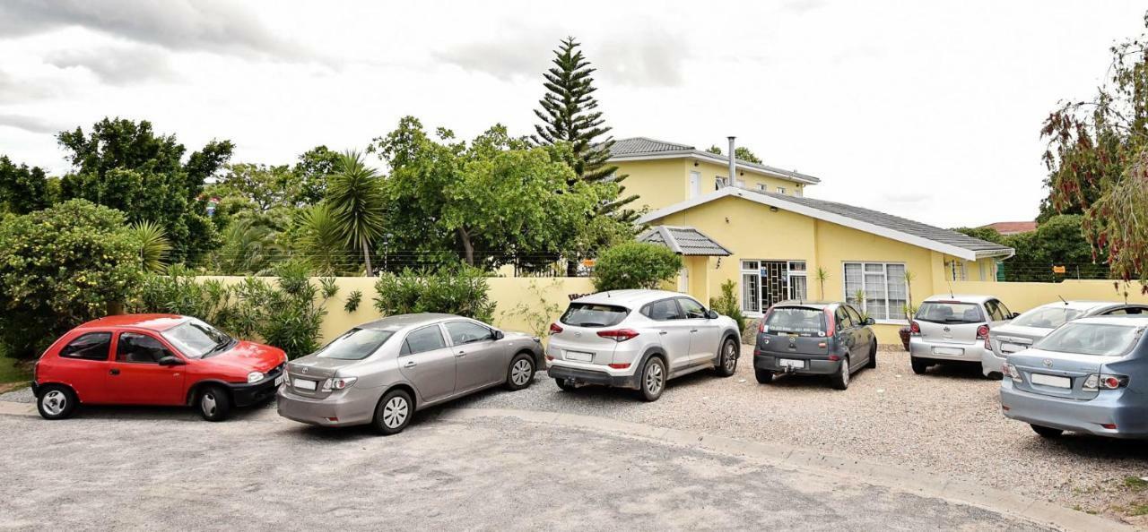 Mandalay Guest House Plettenberg Bay Bagian luar foto