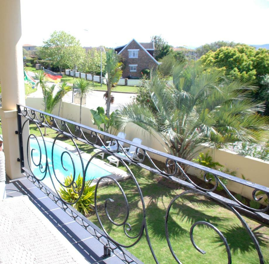 Mandalay Guest House Plettenberg Bay Bagian luar foto